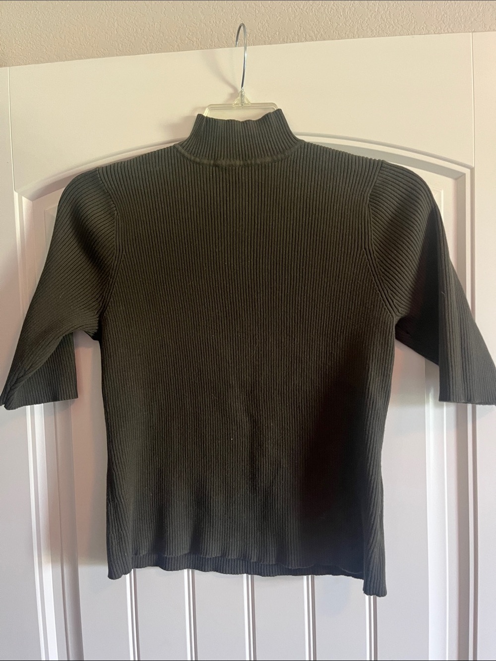 Marisa Christina Ribbed Mock Neck Top - Olive Green